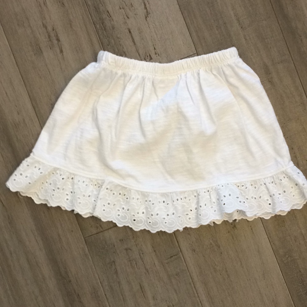 Crazy 8 White Skirt with Eyelet Lace Trim size 3T